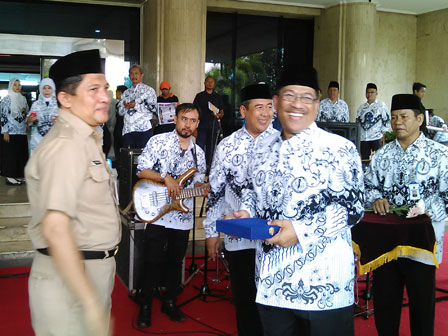 Pencarian PGRI Buton Utara - Persatuan Guru Republik Indonesia Cabang Buton Utara